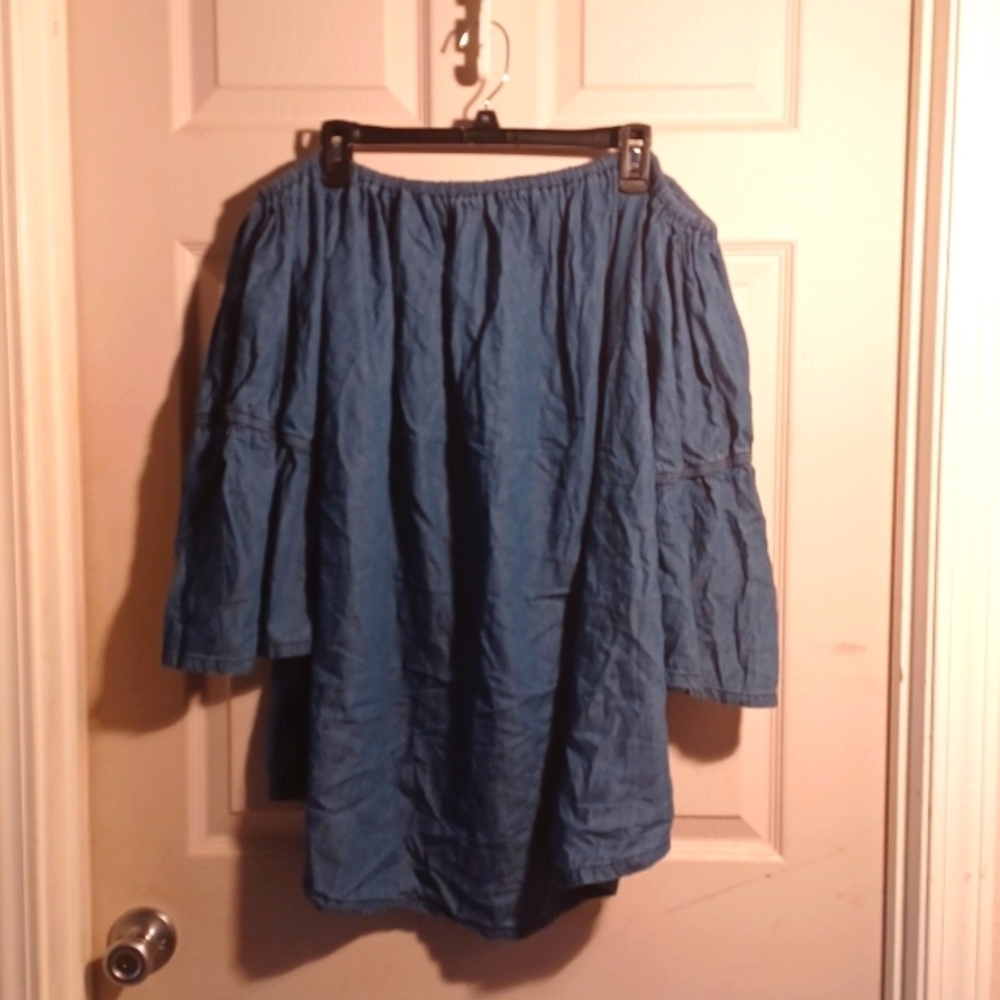 MARABELLE LARGE OFF THE SHOULDER BLUE DENIM SHIRT TUNIC FITS MORE LIKE AN XL XXL